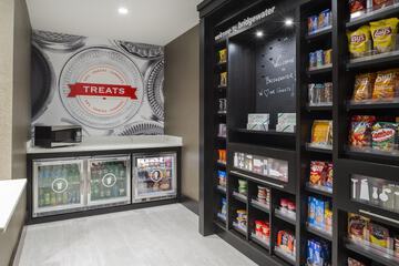 Snack bar
