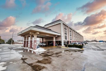 New Victorian Inn & Suites