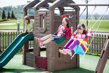 Children's play area - outdoor