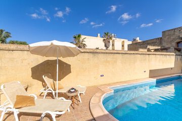 Private pool