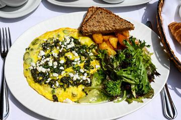 Breakfast meal