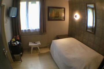 Photo 25