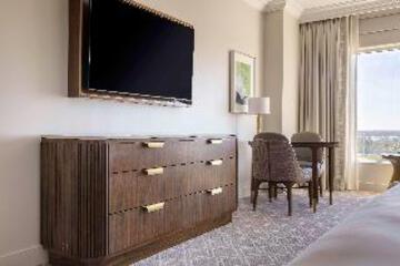 Deluxe Room with Two Queen Bed