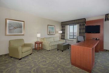 Room 64 of 80