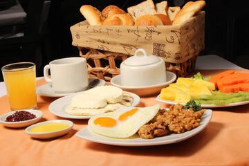 Breakfast meal