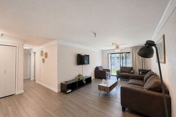 Friday Harbor Suites
