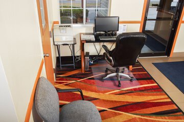 Business Center 29 of 30