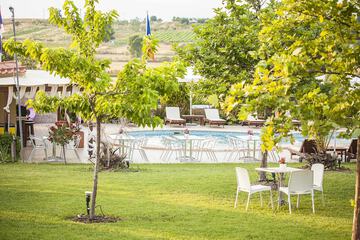 Poolside bar