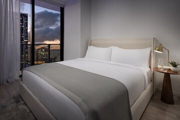 Room 33 of 80