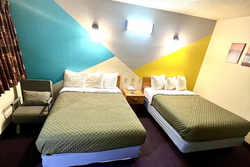 Western Motel