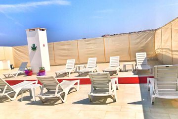 Sundeck