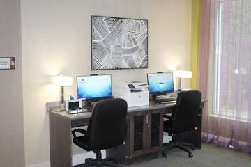 Business Center 29 of 35