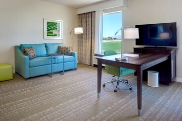 Room 13 of 32