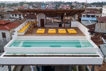 Rooftop pool