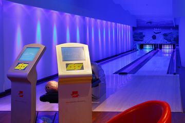 Bowling