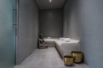 Steam room