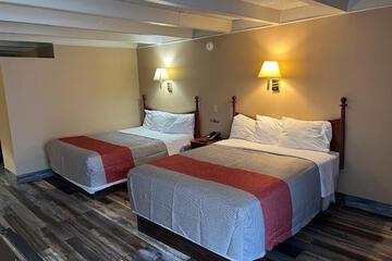 Room 15 of 19