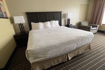 Room 6 of 22