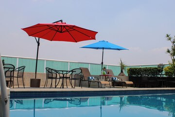 Rooftop pool