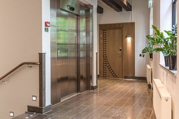 Elevator
