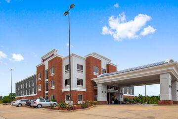 Best Western Plus Philadelphia-Choctaw Hotel and Suites