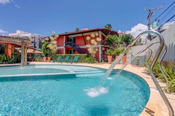 Pool waterfall