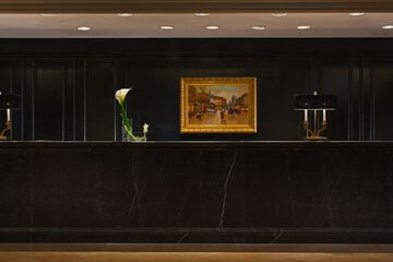 Check-in/check-out kiosk