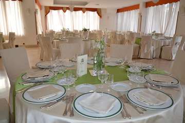 Banquet hall