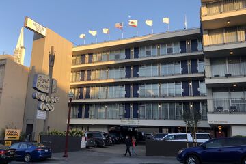 Royal Pacific Motor Inn