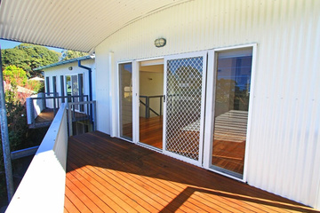 balcony