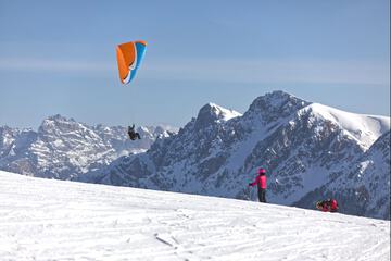 Snow and ski sports