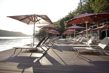 Sundeck