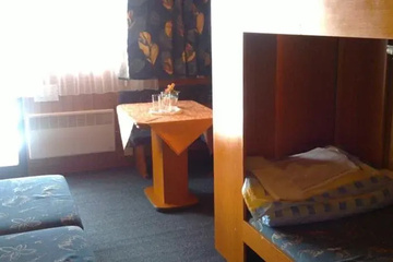 guest_rooms