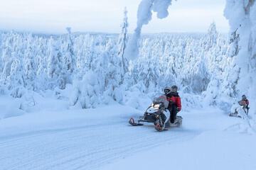 Snow and ski sports