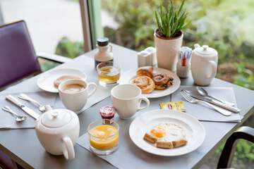 Breakfast area