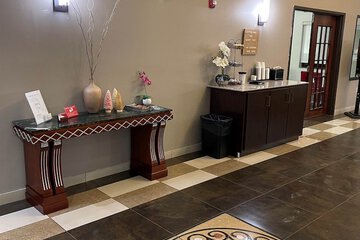 Breakfast/Coffee Service 24 of 27