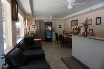 Hotel Interior 8 of 39