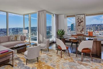 Room 52 of 91