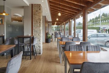Coffee shop