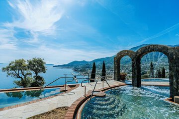 Infinity pool