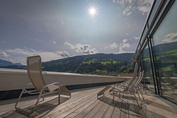 Sundeck