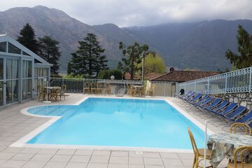 Rooftop pool