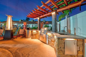 BBQ/picnic area