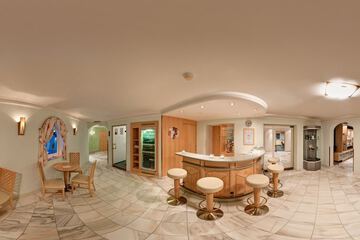 Spa reception