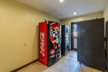 Vending machine