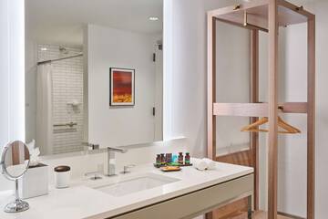 Bathroom shower