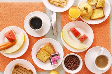 Breakfast meal