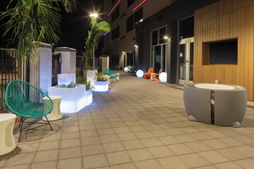 Terrace/Patio 32 of 33