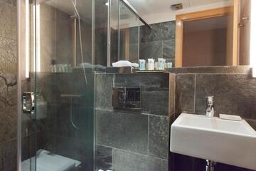 Photo 25