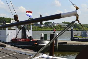 Dock